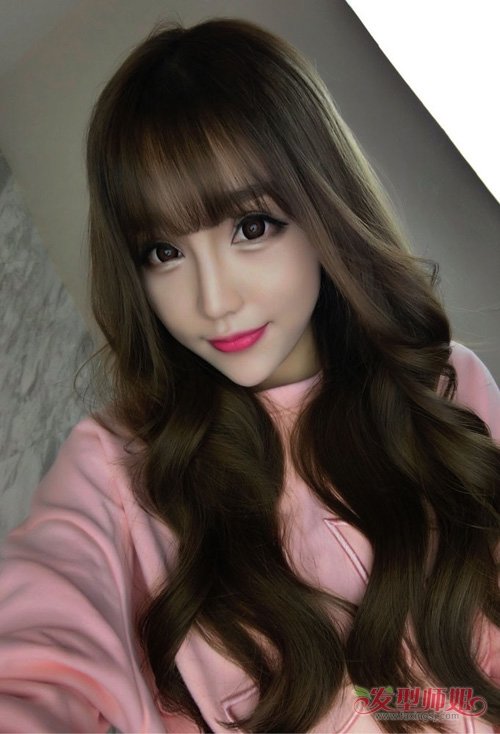 女生长发卷烫头发型图片全集 教你打理出最为时尚洋气卷发发型