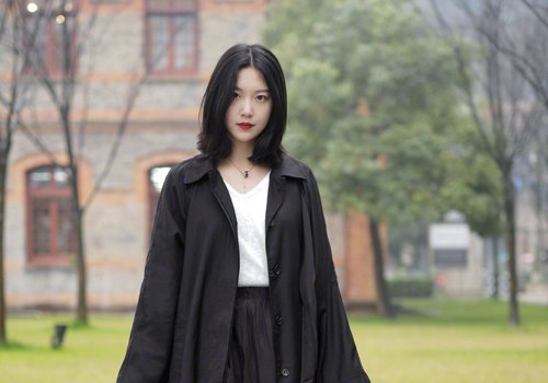 ���������õĶ̷������������ÿ� Ů����β����緢���������