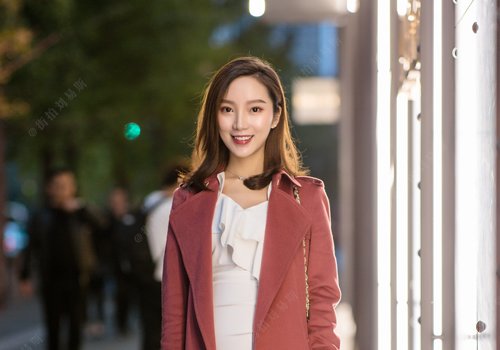 ���������õĶ̷������������ÿ� Ů����β����緢���������