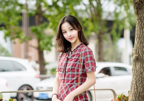 ���������õĶ̷������������ÿ� Ů����β����緢���������