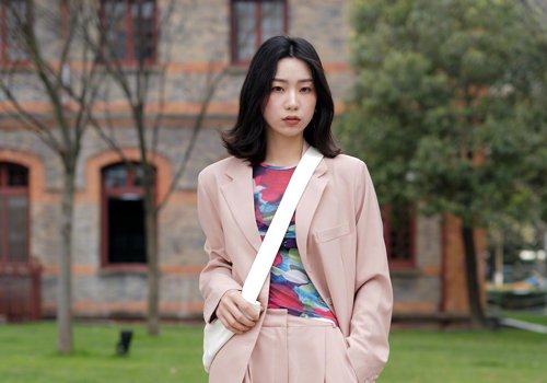 ���������õĶ̷������������ÿ� Ů����β����緢���������