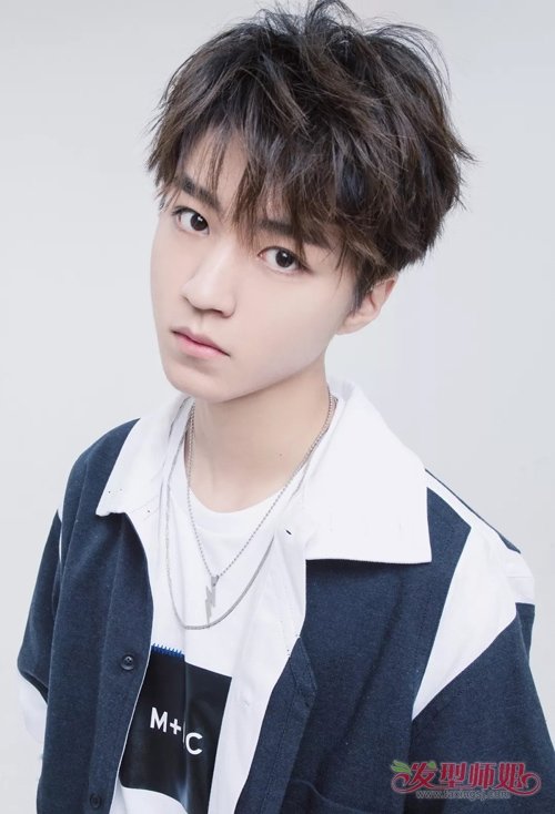 ������˧���ഺ������������ ������һ�㶼���ѵľ��̶̷�