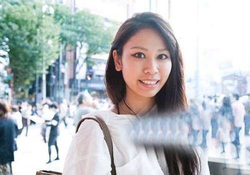 �ձ�Ů�������г����ſ���ʱ�� ���ĳ���ѿ�ʱ�г����г�ֱ��