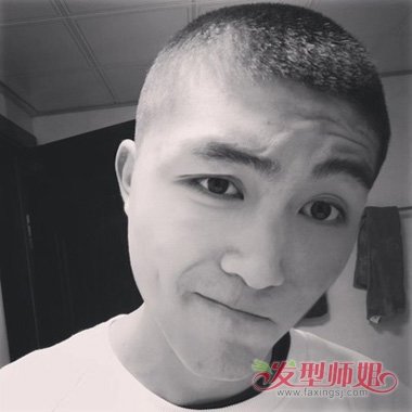 ����˧���������̴�ͷ������Ů�� ����˧���̷�Ϊ������������