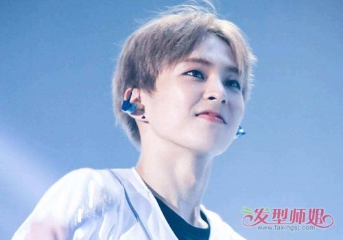 �󵨲������Ⱦͷ����ȻҪǰ�� С������������ʱ��Ⱦ����ɫlook